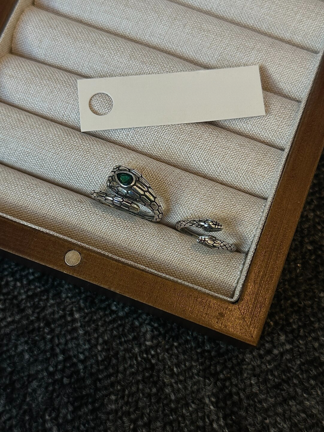 Green Snake Eye Antique Ring Green Snake Eye Antique Ring