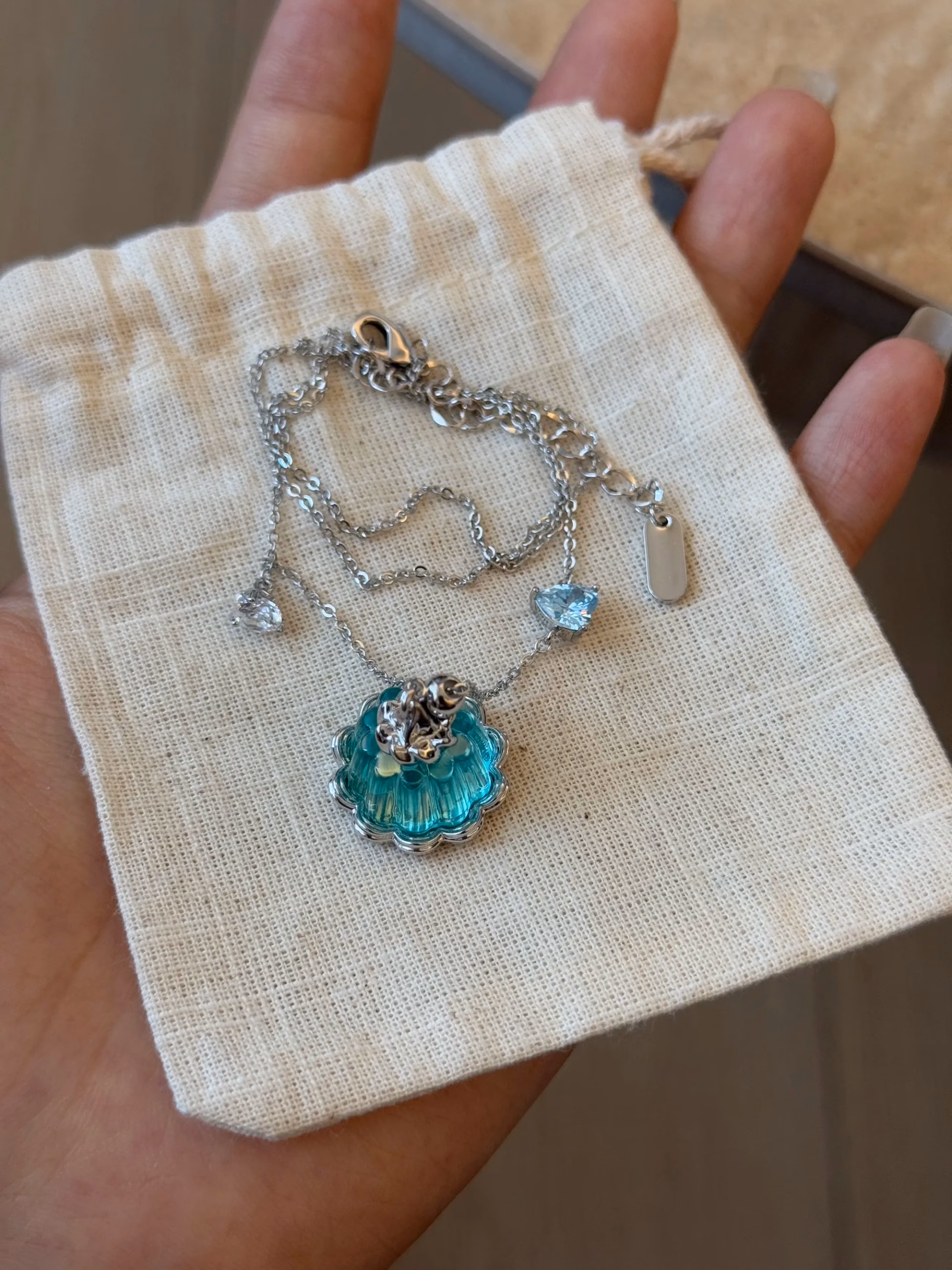 Vintage Jade-Green Crystal Cake Pudding Necklace